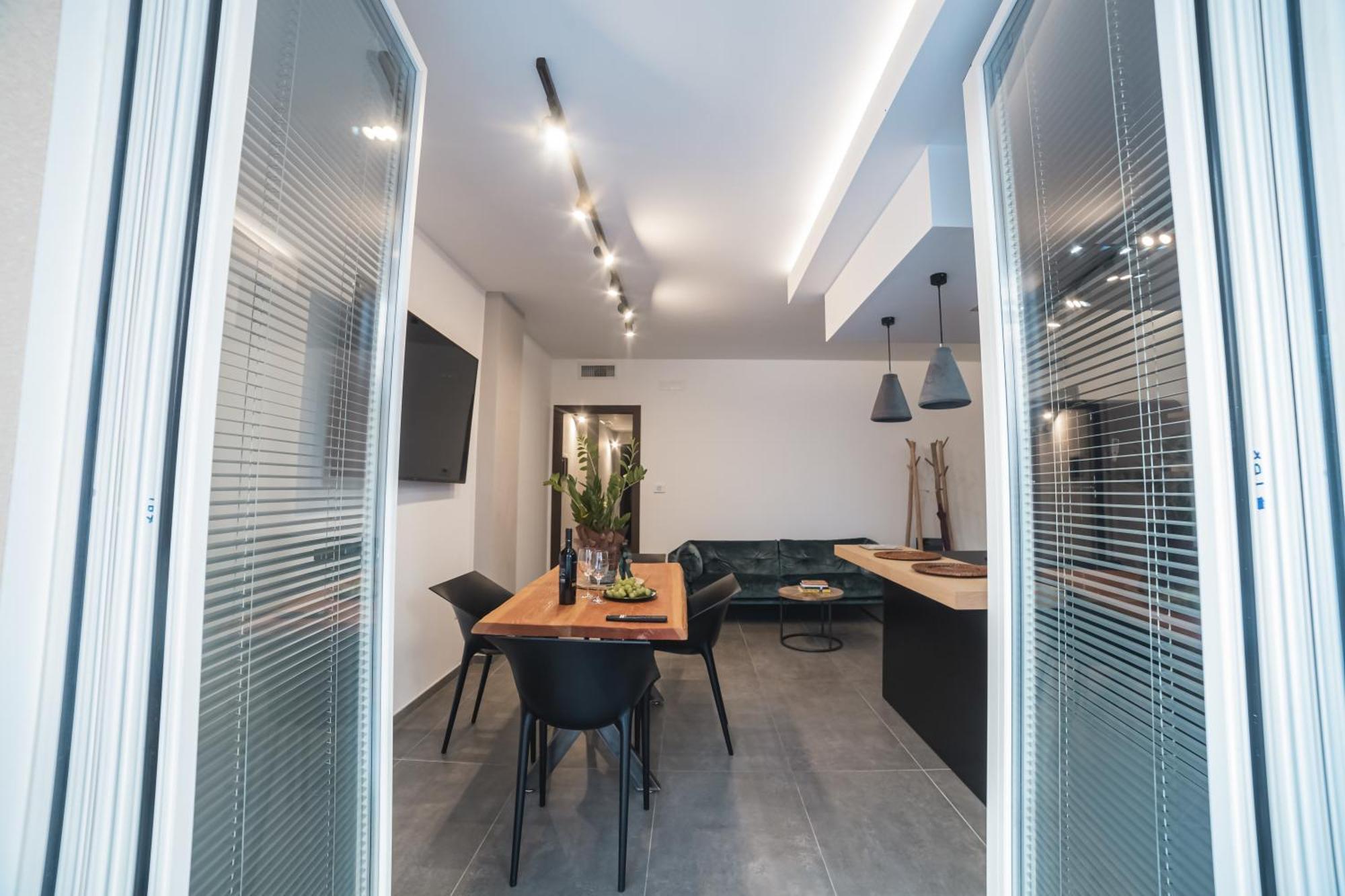 Suite Piazza Mazzini 90 Mq 5 Lecce Extérieur photo